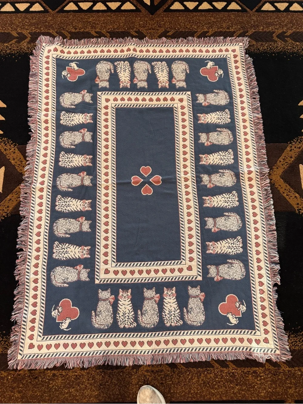 Vintage reversible cat/heart woven throw blanket